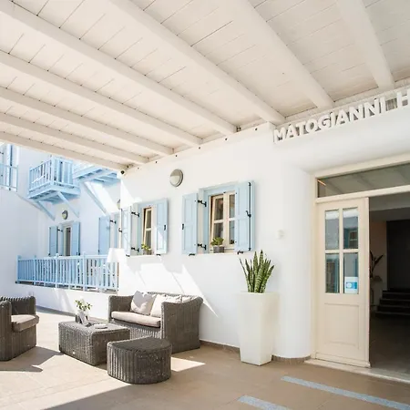 Matogianni Hotell 2*