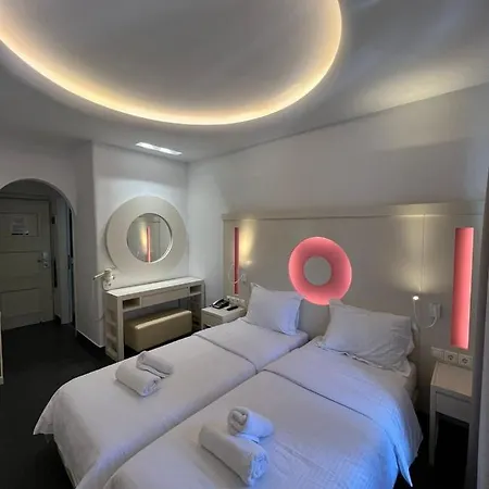 Hotel Matogianni 2*