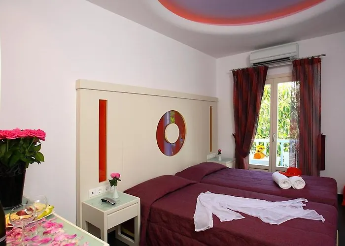 Matogianni 2* Mykonos Town